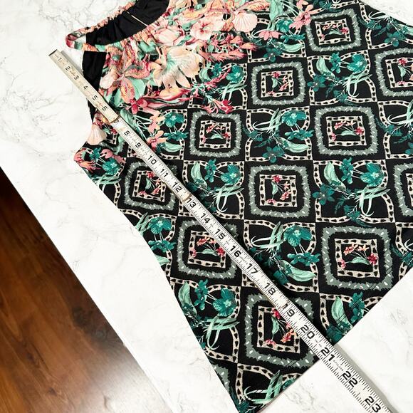 White House Black Market Floral Halter Top - Picture 6 of 9